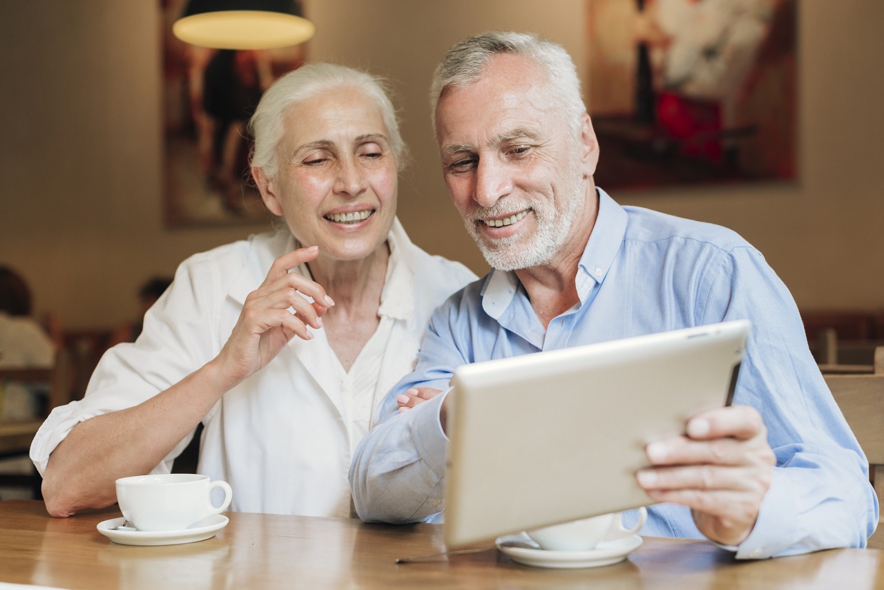 Idosos Comemoram Reajuste na Aposentadoria Anunciada por Lula