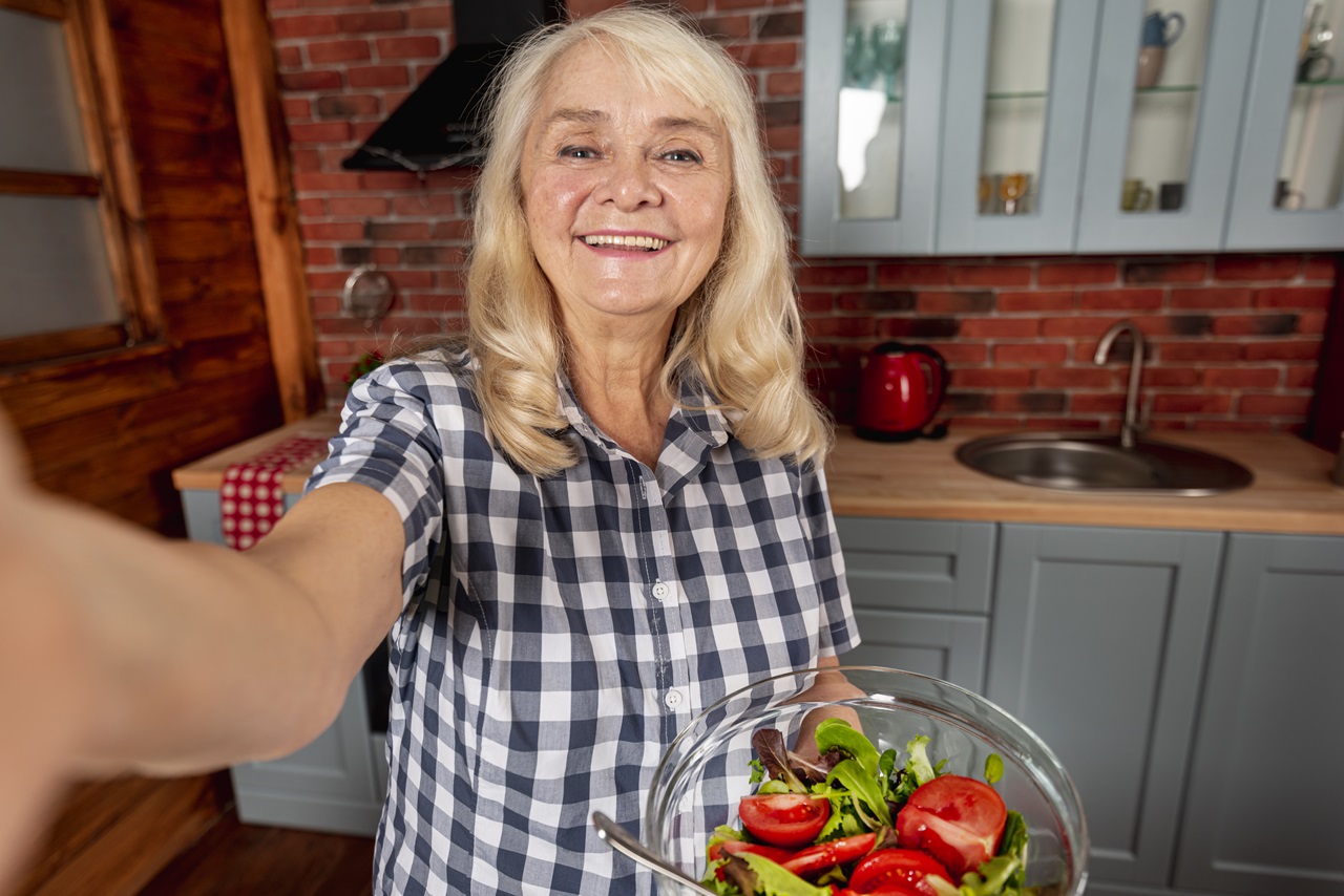 Quais os requisitos e critérios para que um idoso possa receber o Auxílio Gás