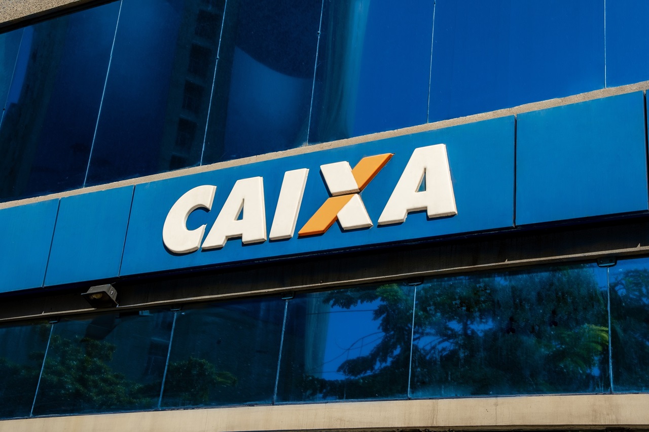 A Caixa Econômica abre que horas?