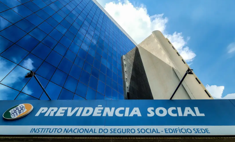 Tenho 60 anos, como faço para dar entrada em um pedido de Aposentadoria no INSS?