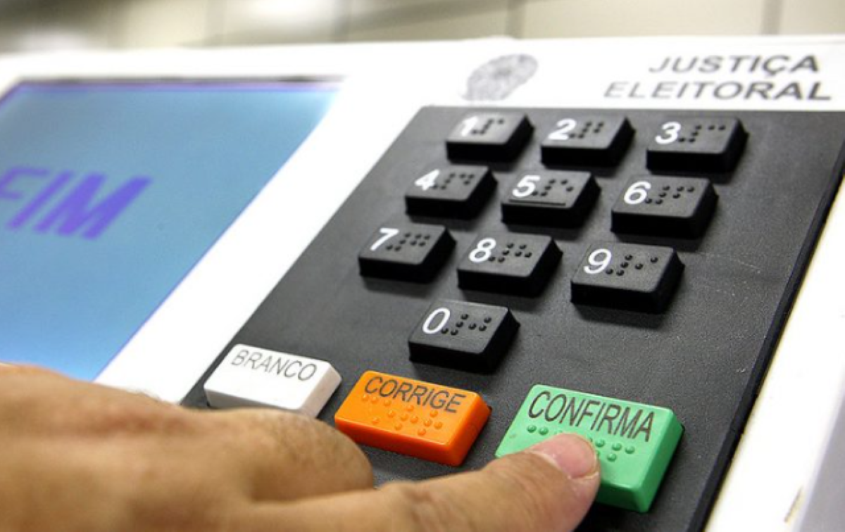 Como votar se tiver dificuldade de locomoção ou necessidades especiais?