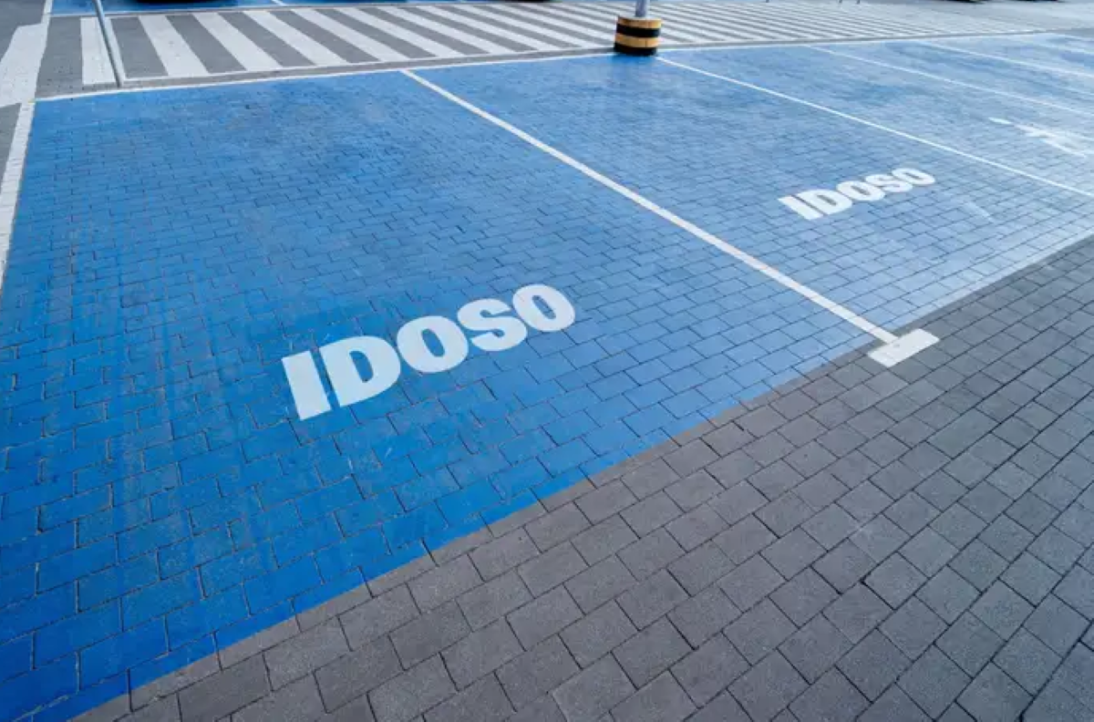 Você já conhece a Nova Carteira do Idoso? Transporte gratuito e mais benefícios