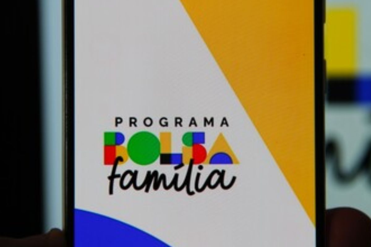 Já Está na Conta! Verifique Seu Pagamento do Bolsa Família Hoje (19)