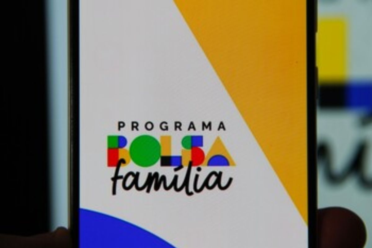 URGENTE! Possíveis Novos Valores do Bolsa Família para 2025 São Anunciados – Confira a Projeção Completa!