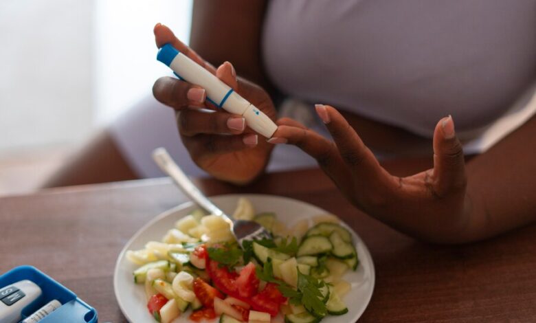 Como uma dieta equilibrada pode ajudar no manejo do diabetes.