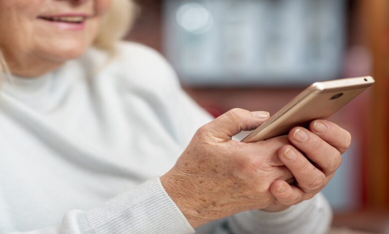 Já tentou usar uma mesma conta de WhatsApp em dois celulares diferentes? Aprenda agora