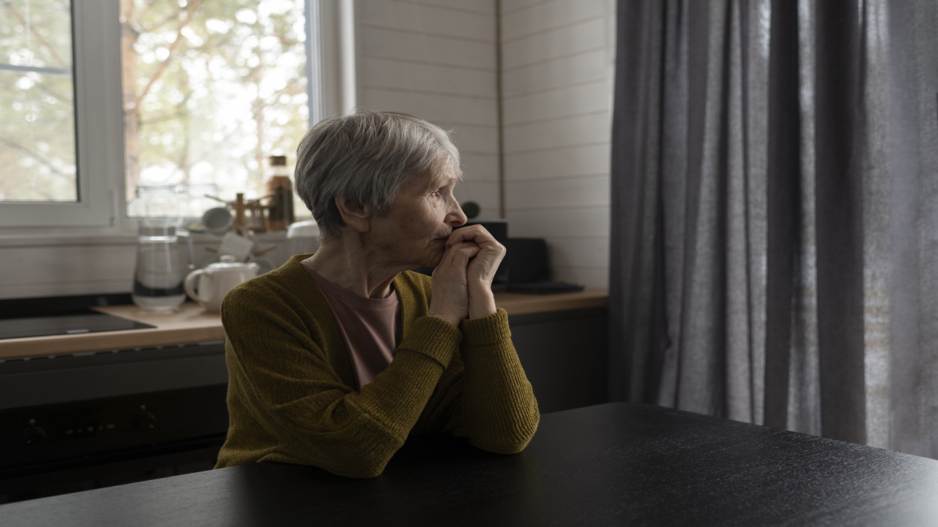 Alzheimer: O desafio de 1,2 milhão de brasileiros Idosos e suas famílias