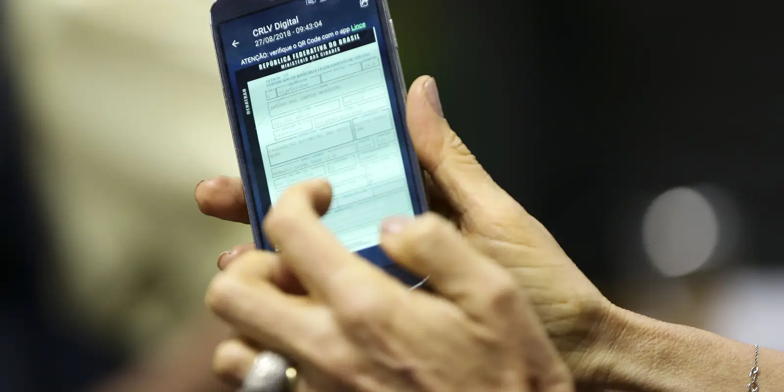 Como Solicitar e Utilizar a Credencial de Estacionamento Preferencial pelo Aplicativo