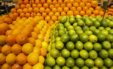 Muitas Frutas Que Beneficiam a Saúde São Excelentes Fontes de Vitamina C, Como, o Limão e a Laranja. Imagem: Agência Brasil.