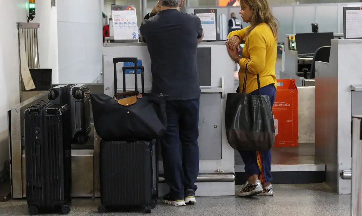 Uma das Principais Vantagens do Voa Brasil é Sua Operação em Parceria Com as Companhias Aéreas. Imagem: Agência Brasil.