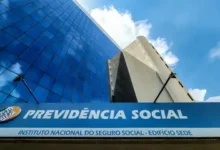 A Força-Tarefa ajuda beneficiários a retomarem seus benefícios. Imagem: Agência Brasil