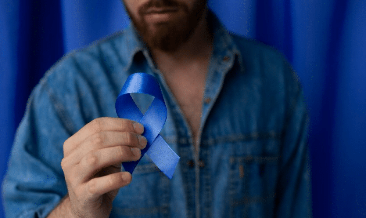 É essencial que homens em grupos de risco realizem exames preventivos regularmente. Imagem: Freepik.