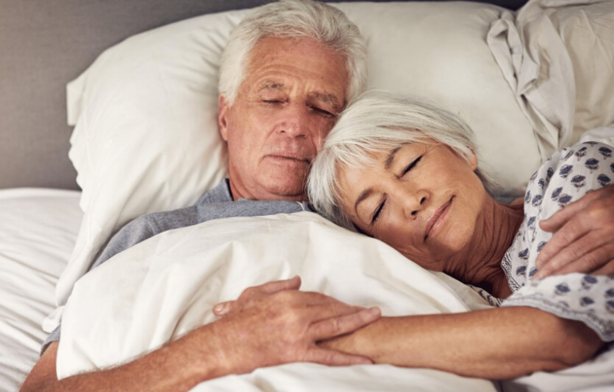 Idosos dormindo