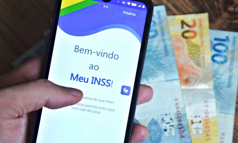 Como calcular a porcentagem de contribuição do INSS em fevereiro