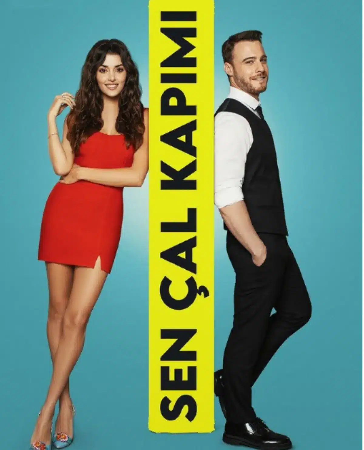 Pôster oficial de Sen Çal Kapımı com os protagonistas em um fundo azul vibrante.