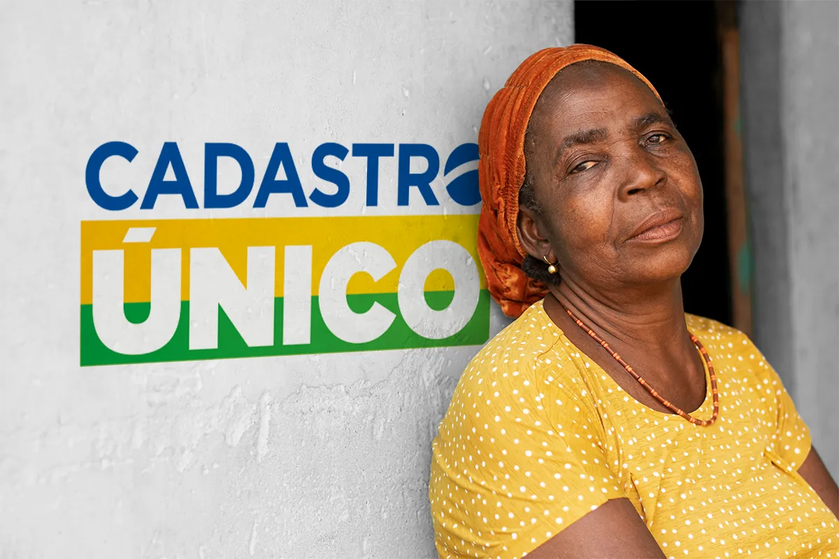 Mulher com expressão tranquila ao lado do logo do Cadastro Único, representando a importância de manter o cadastro atualizado