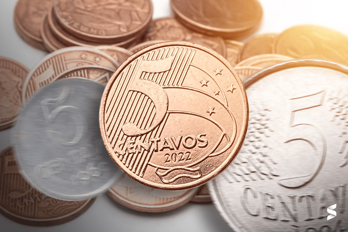 Imagem de uma moeda de 5 centavos de 2022, com destaque para o valor e os detalhes da peça que pode valer até 150 reais no mercado numismático.