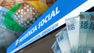 Imagem de cédulas de 100 reais e prédio do INSS, ilustrando o tema da antecipação das aposentadorias