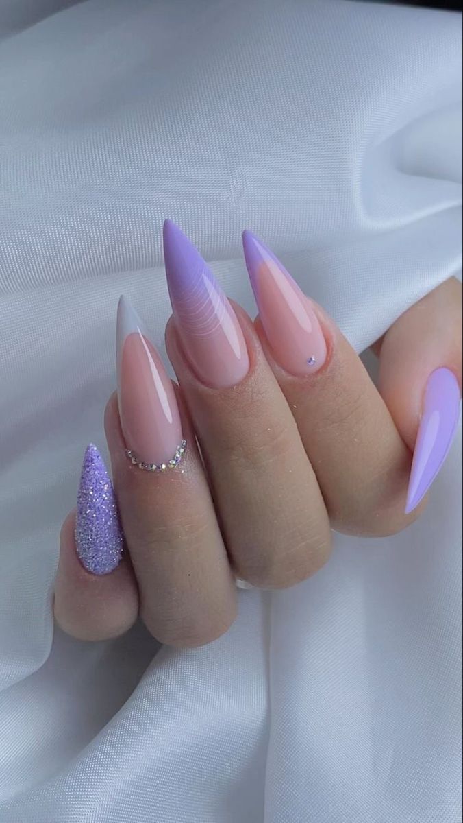 Unha stiletto