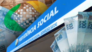 Fachada do INSS com cédulas de reais em destaque, simbolizando benefícios previdenciários
