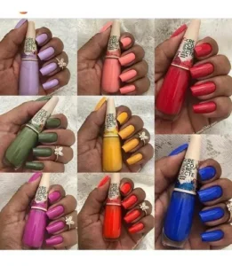 Esmaltes veganos Impala em várias cores vibrantes e modernas