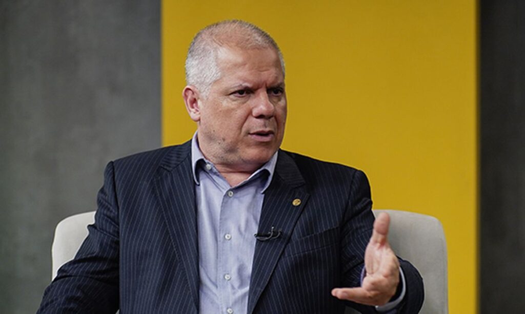 Golpe bilionário no INSS: veja como governo pretende devolver o dinheiro