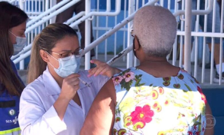 Revelado: As vacinas que todo idoso precisa tomar; e as que quase ninguém sabe que existem