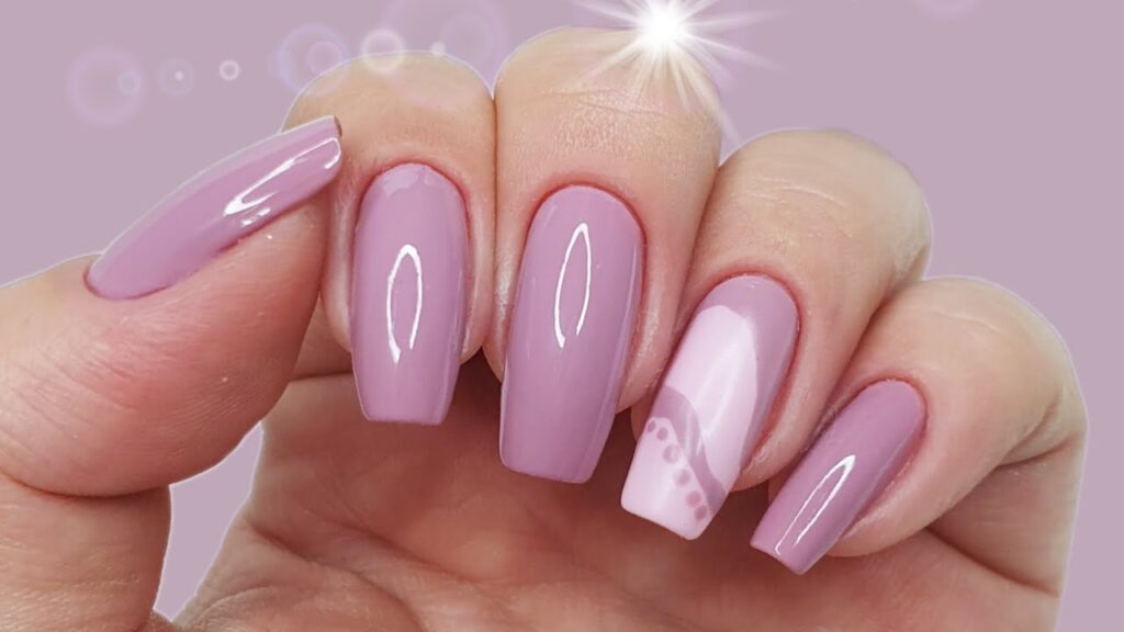 O que suas unhas dizem sobre sua personalidade? Veja lista