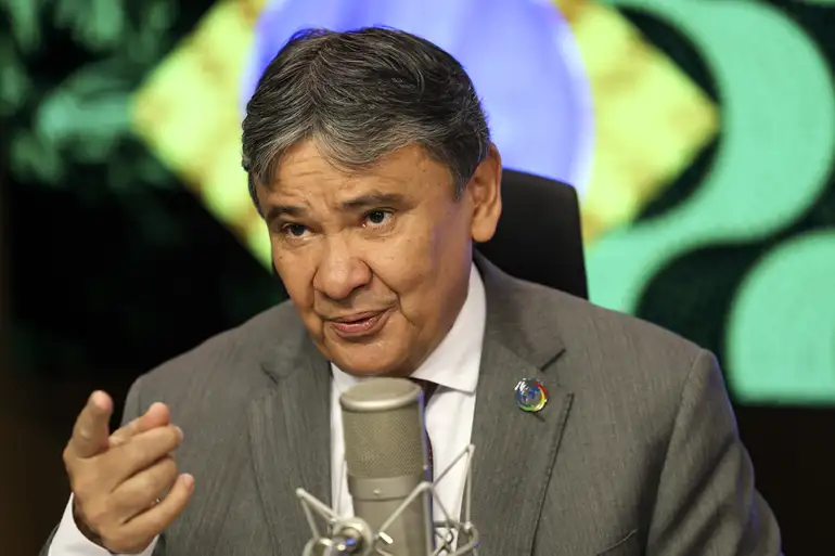 NOVA ALTERAÇÃO: Entenda o que muda no Bolsa Família para quem melhora de renda