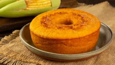 Bolo de fubá simples e delicioso, popular no TikTok