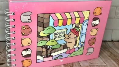Caderno ilustrado da Bobbie Goods com capa rosa e desenhos de bichinhos fofos