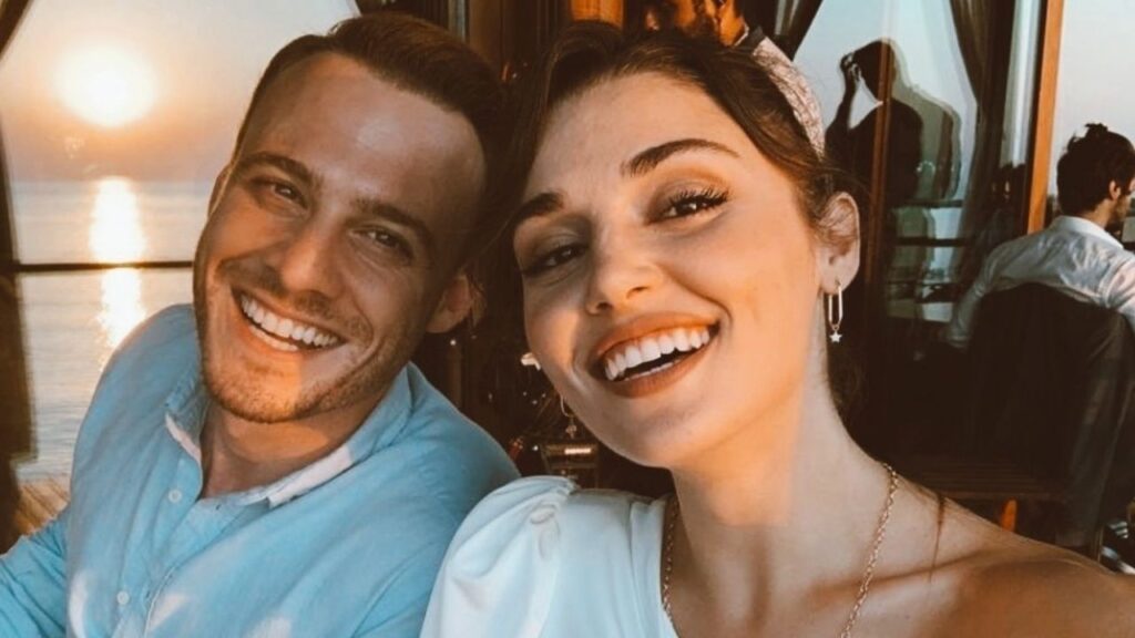 Amores que ultrapassam a ficção: casais das novelas turcas que se tornaram realidade