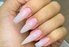 Vários formatos de unhas modernos e sofisticados.