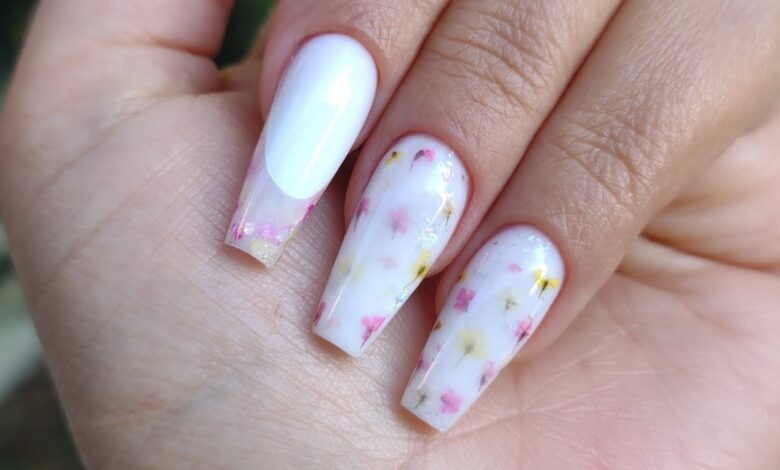 Mitos e verdades sobre unhas de gel: faz mal mesmo?