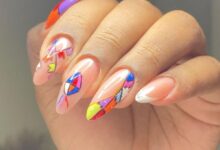 Unhas de festa junina com balões e retalhos coloridos para arrasar no São João