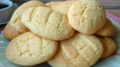Deliciosos bolachões goianos Pata de Elefante, uma receita irresistível e tradicional.