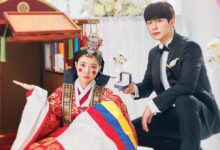 Cena de dorama com casal em casamento tradicional coreano e traje moderno