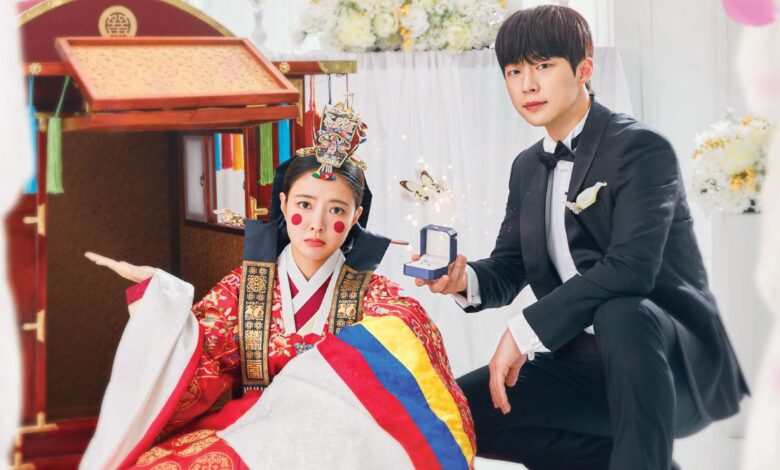 Cena de dorama com casal em casamento tradicional coreano e traje moderno