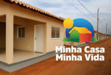 Imagem do programa Minha Casa, Minha Vida com casas novas e o logo do programa. Inscrições abertas até domingo (8).