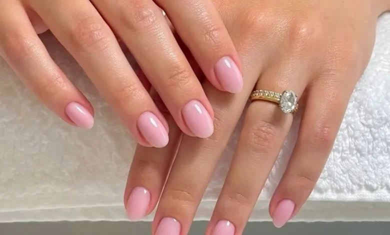 Cores de esmalte que estão na moda em 2025