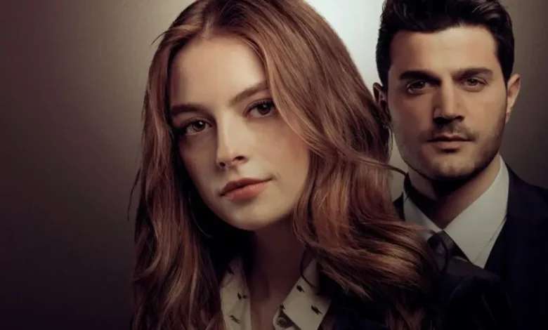 Casal protagonista de novela turca com clima de tensão e romance