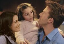Cena emocionante do filme Menina dos Olhos com Ben Affleck e sua filha