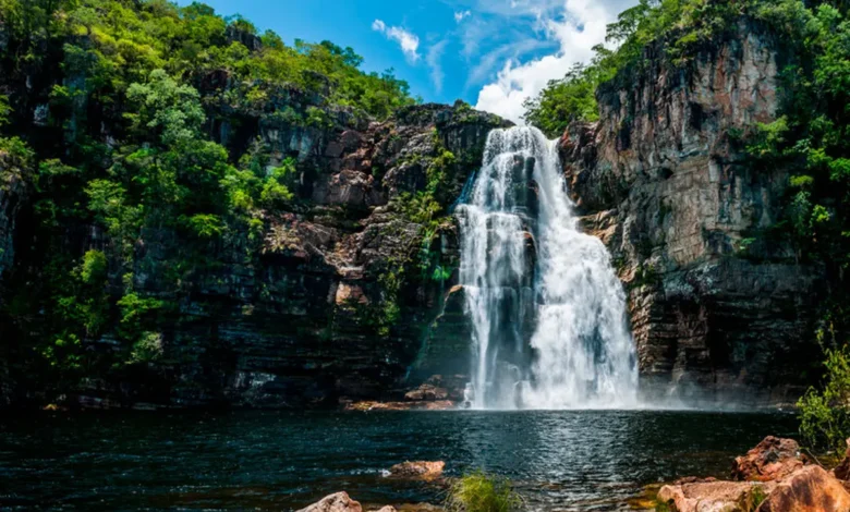 Cachoeira da Chapada, um paraíso natural rodeado por vegetação exuberante
