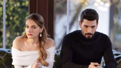 Cena dramática de casal em novela turca exibida em agosto
