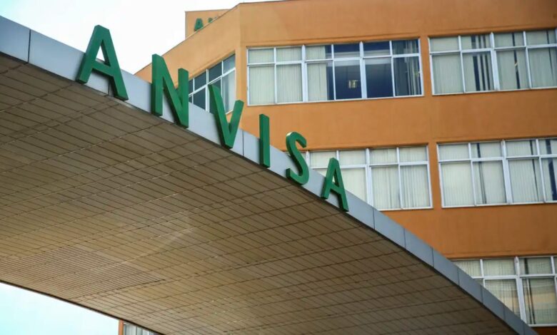 Fachada da sede da Anvisa, a Agência Nacional de Vigilância Sanitária, responsável pela proibição da venda de um anel que prometia medir a glicose sem picada.