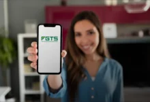 Imagem de comunicado explicando o processo para solicitar o empréstimo consignado do FGTS