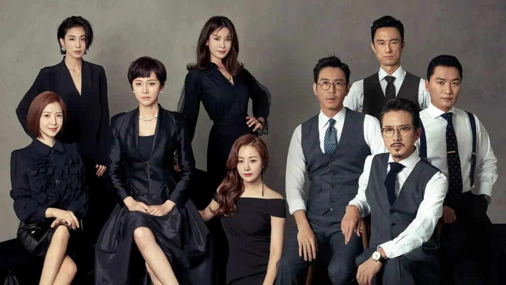 Elenco principal de SKY Castle posando para foto promocional.