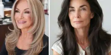 Mulheres maduras com cabelo longo em camadas suaves.