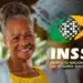 Imagem destacando aposentada feliz com cédulas de 100 reais, com o logo do INSS, representando as mudanças no INSS para 2026.