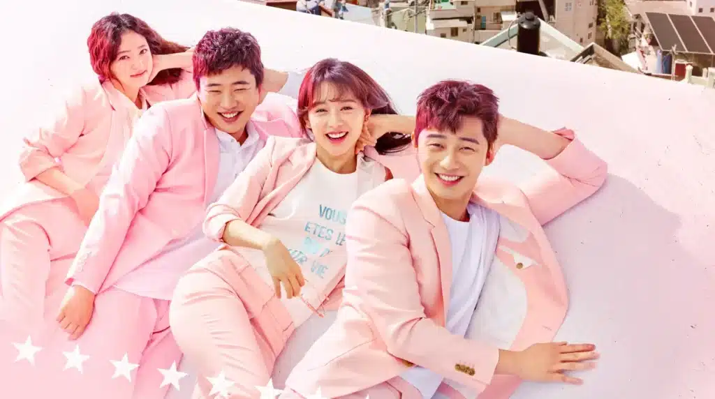 Lutando Pelo Meu Caminho Cena de Lutando Pelo Meu Caminho, com os quatro amigos principais sorrindo e se divertindo.